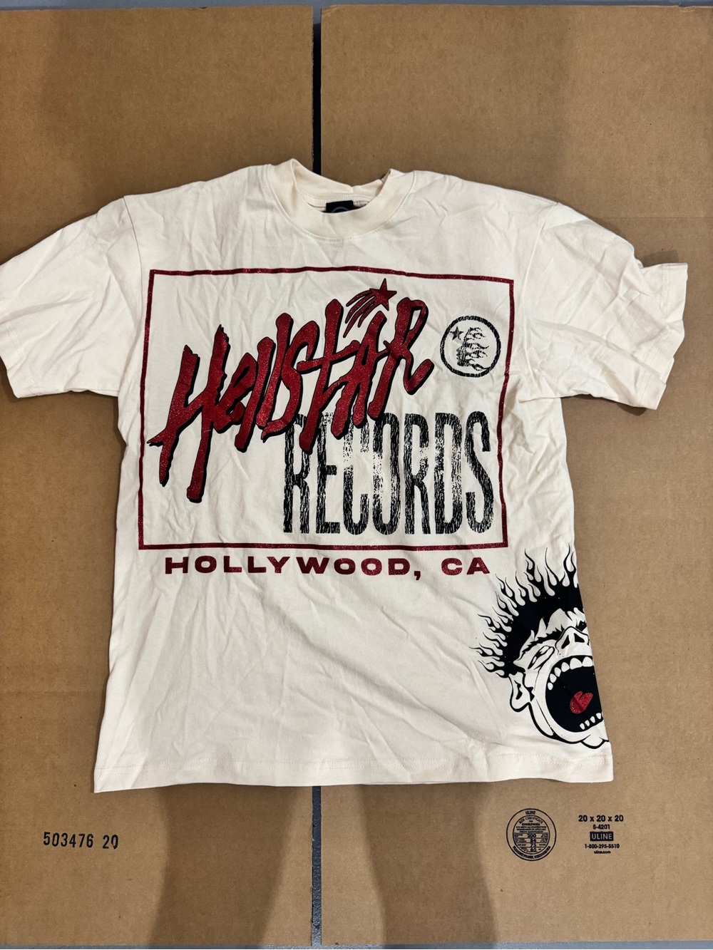 Hollywood Records Short Sleeve Graphic Tee - White with Red & Black Print